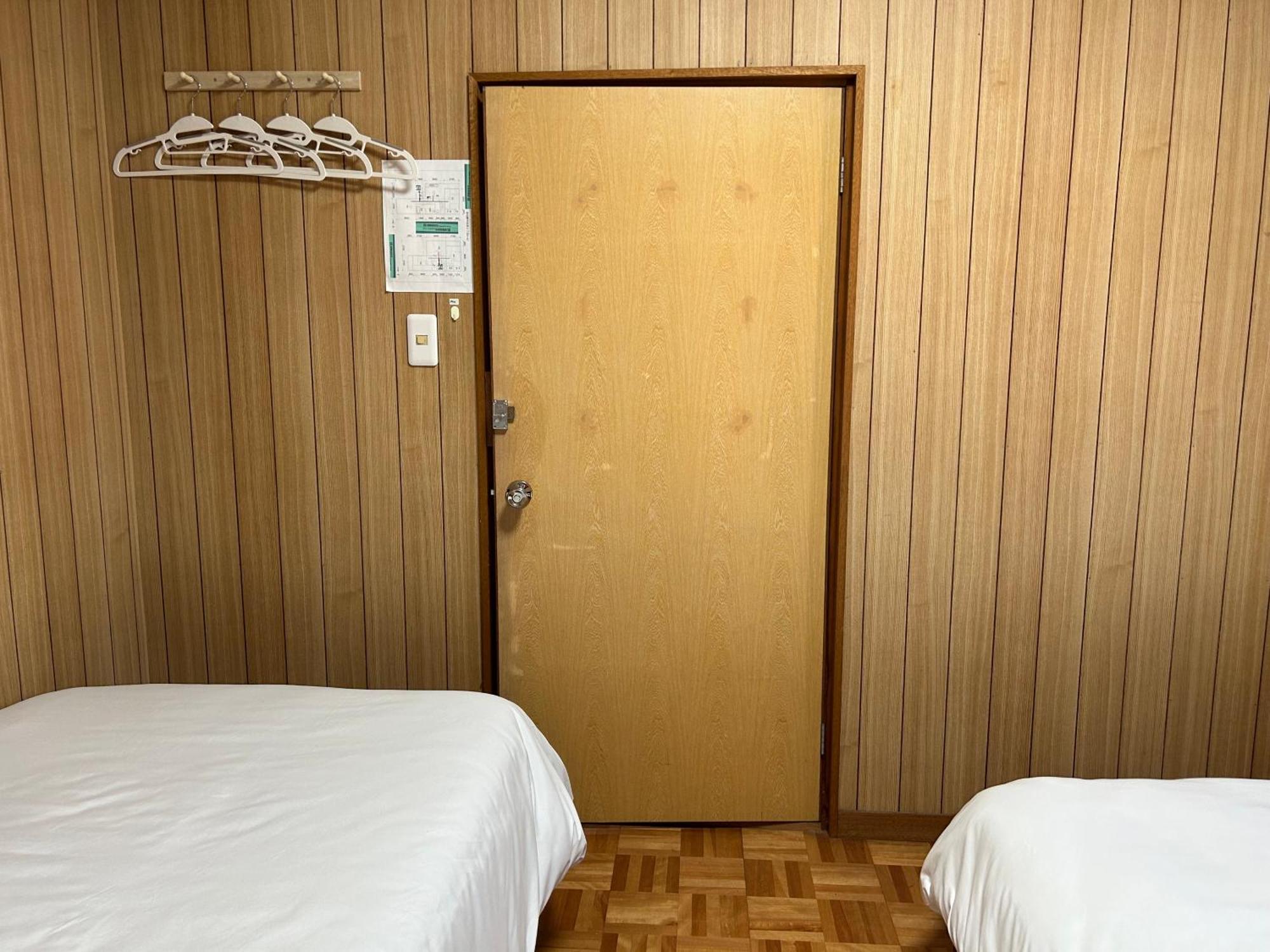Hotel Kix House Waraku III 和楽三号館 Izumisano Exterior foto